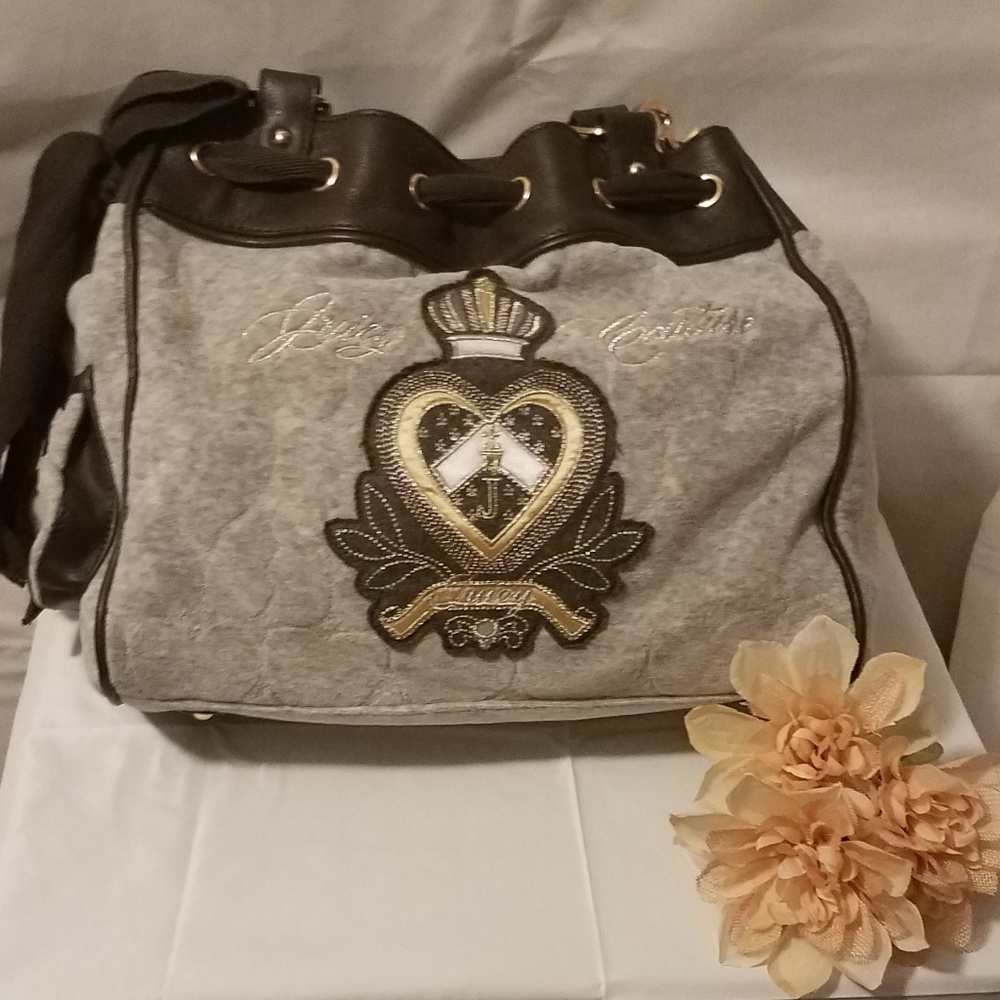 100% Authentic JUICY COUTURE Daydreamer bag in min